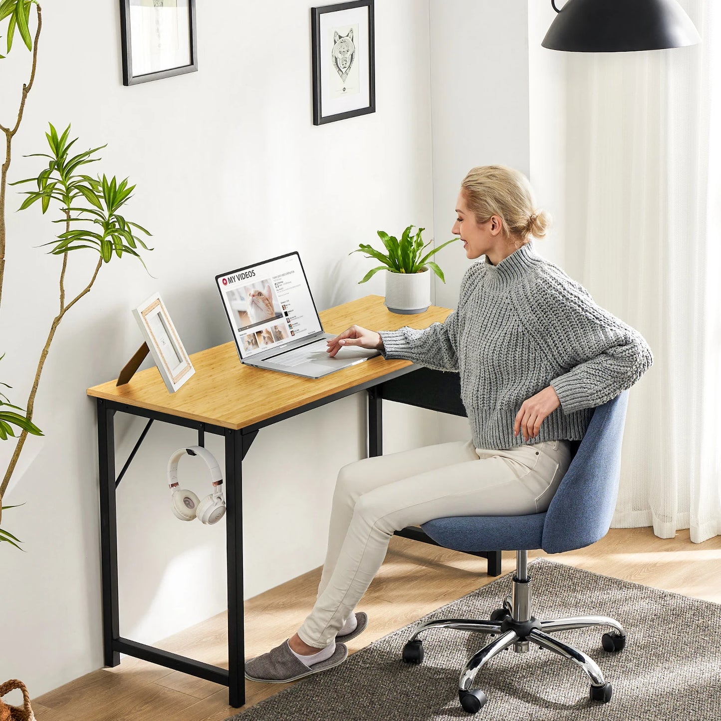 Armen™ Compact WorkStation Desk